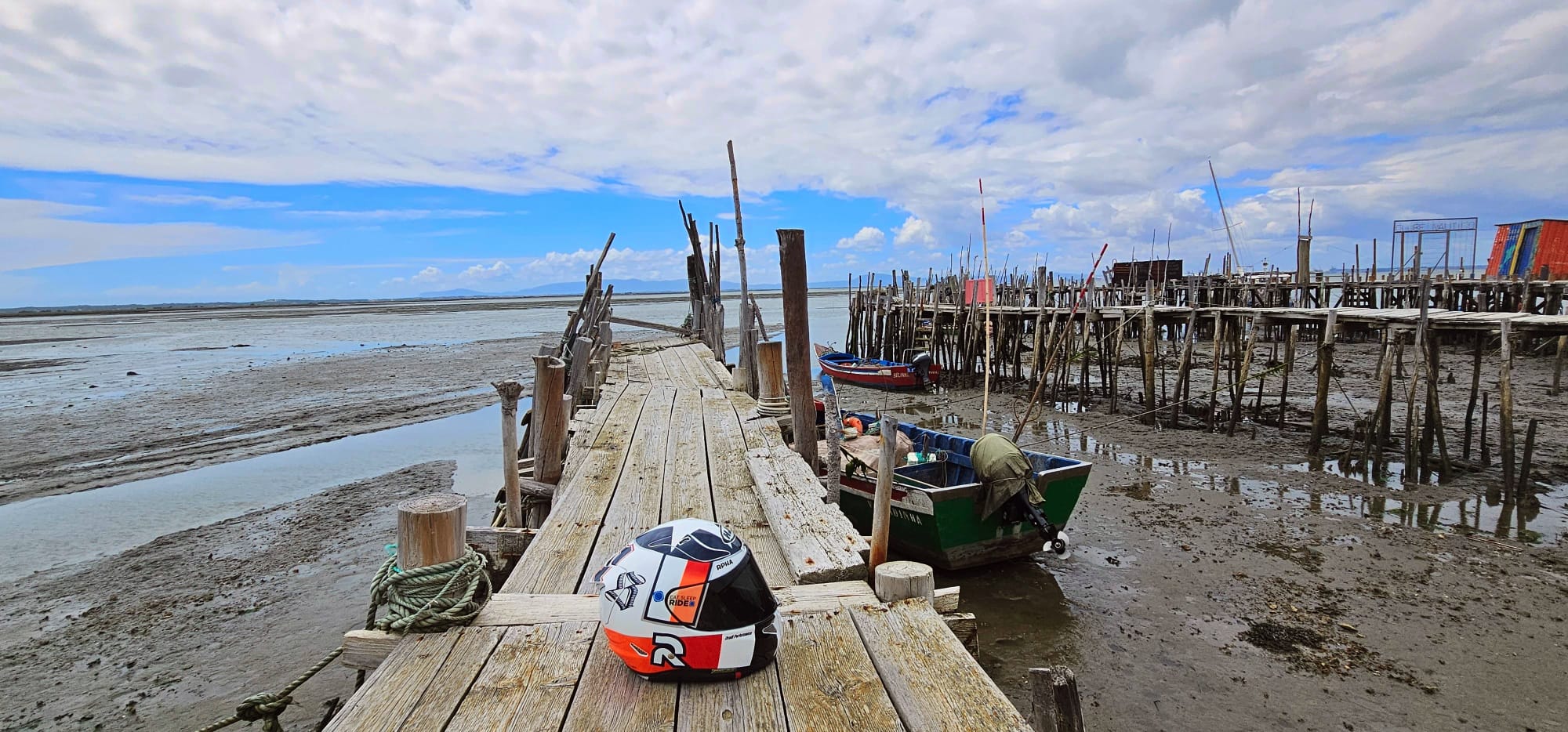 Caís Palafítico da Carrasqueira | Moto TravelHub